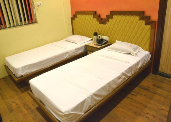 Hotel Rock Star コルカタ 部屋 写真